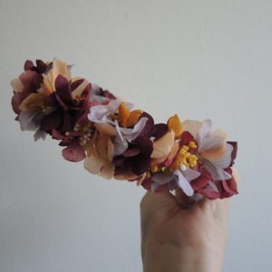 Diadema de hortensias multicolor