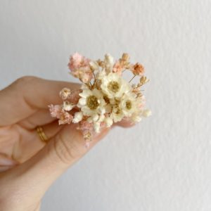 Horquilla de flores preservadas con paniculata y glixia