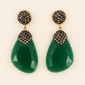 Pendientes Largos Verdes con Piedra Facetada y Cristales